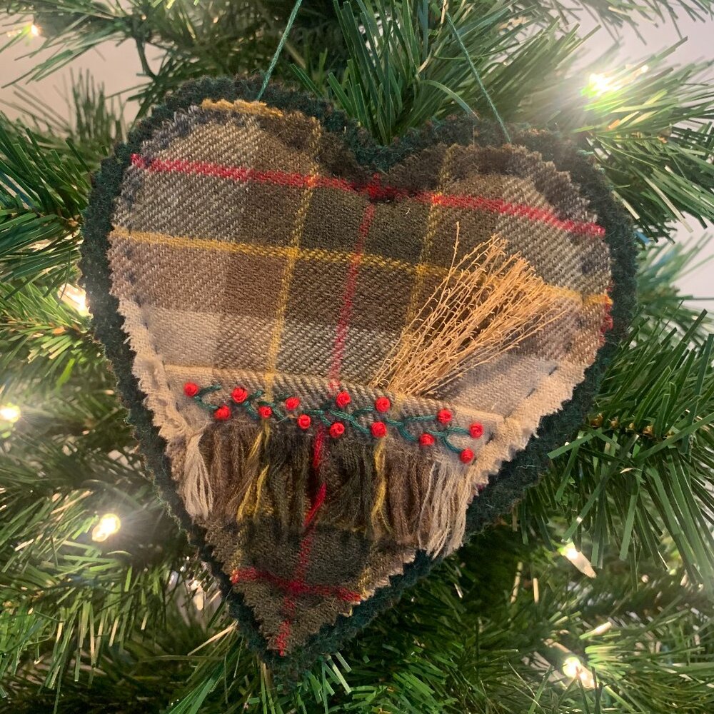 POCKET HEART 100% Wool Christmas Ornament